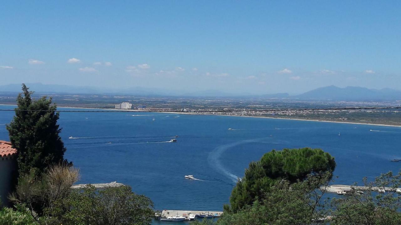 Apartamento Con Terraza Y Vistas Al Mar Roses Eksteriør bilde